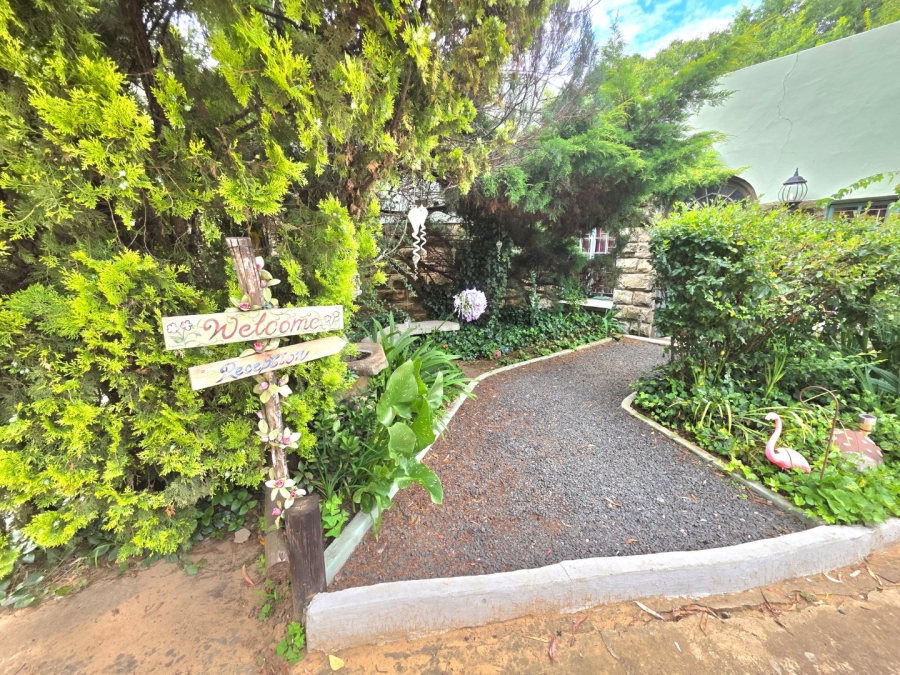 7 Bedroom Property for Sale in Clarens Free State